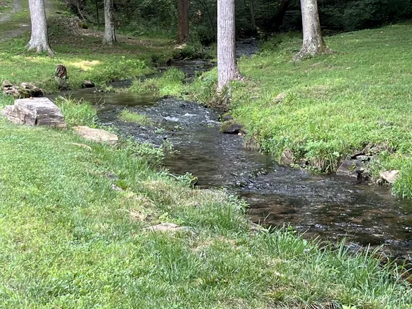 1 Nickelsville Hwy, Nickelsville, VA 24271