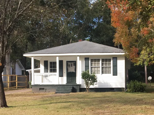 4908 Princeton Dr, Mobile, AL 36618