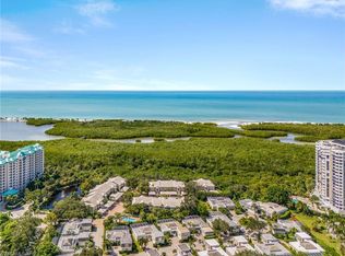 5899 Chanteclair Dr APT 211, Naples, FL 34108