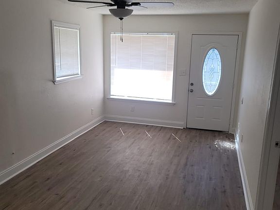 2nd image of 4499 Wilson Ave