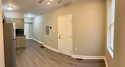 2403 N Park Ave Photo 1