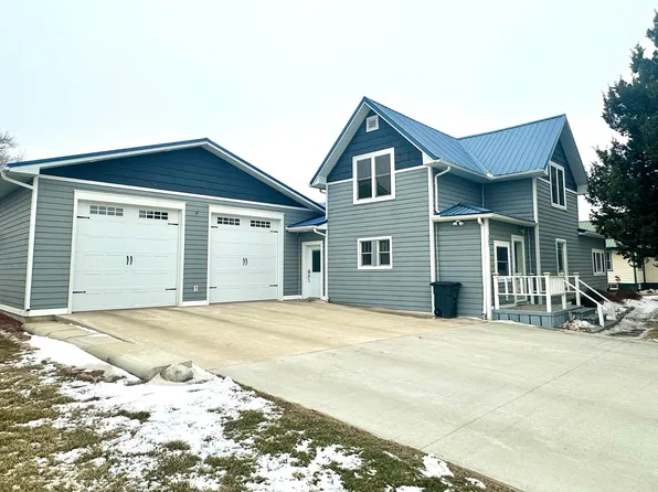 305 E Garfield Ave, Gettysburg, SD 57442