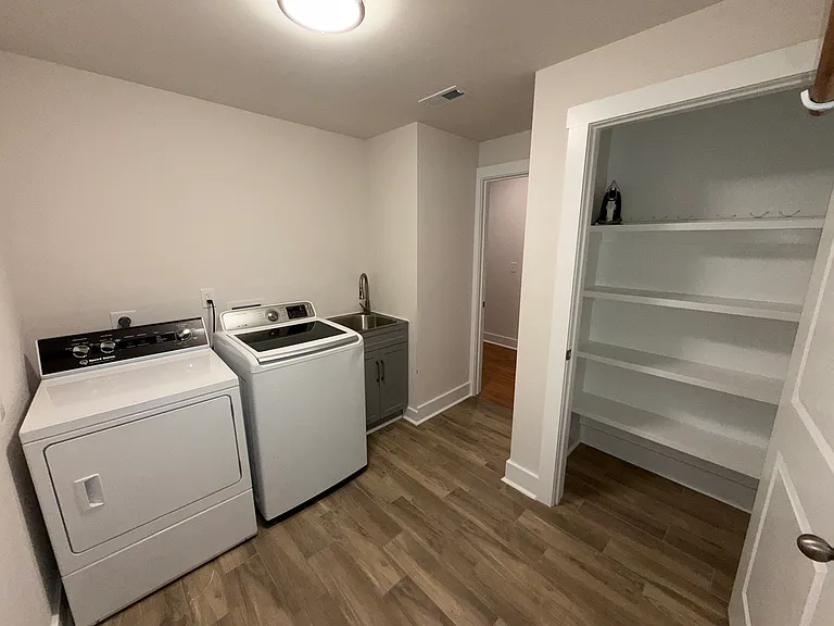 3504 Planet Dr #1 — Photo 22
