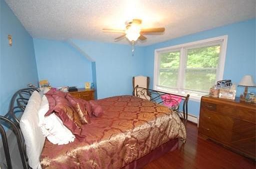 5th image of 60 Woodrow Ave