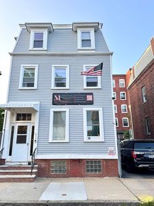 656 E 5th St, South Boston, MA, 02127