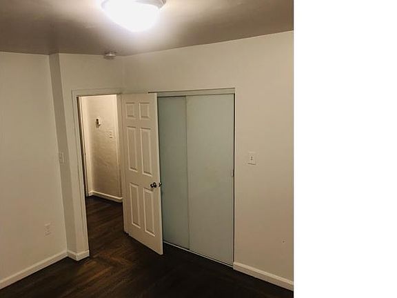 4th image of 220 Medford Ave