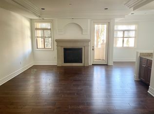 10640 Woodbridge St #W207, North Hollywood, CA 91602