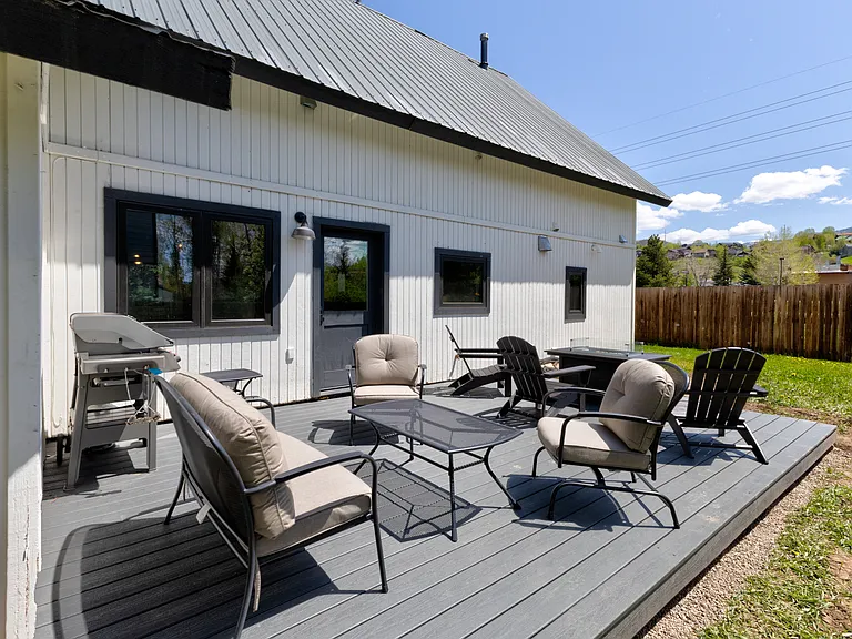 570 Pamela Ln — Photo 43