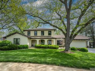 1906 Dovercliff Ct, Chesterfield, MO 63017