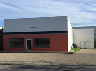 103 Harbor Dr, Charlevoix, MI 49720