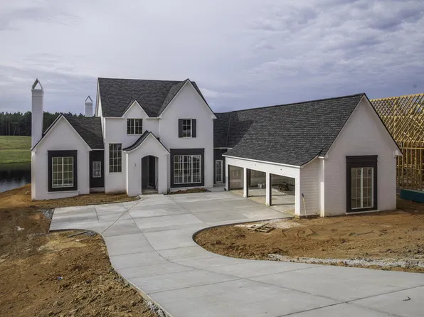 4 Lakeshore Dr, Oxford, MS 38655