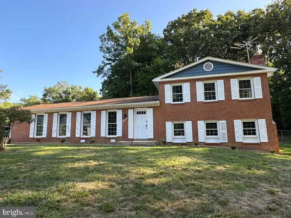 12301 Asbury Dr, Fort Washington, MD 20744