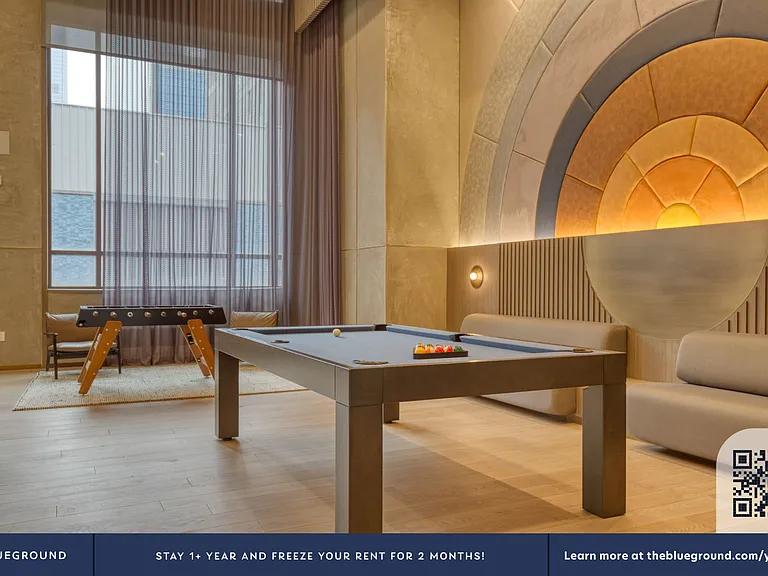 520 W 43rd St #24F — Photo 32