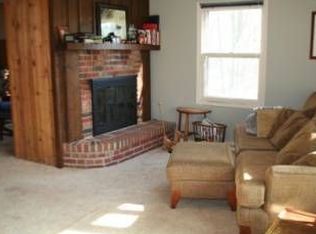29817 Ivywood Trl, Chisago City, MN 55013