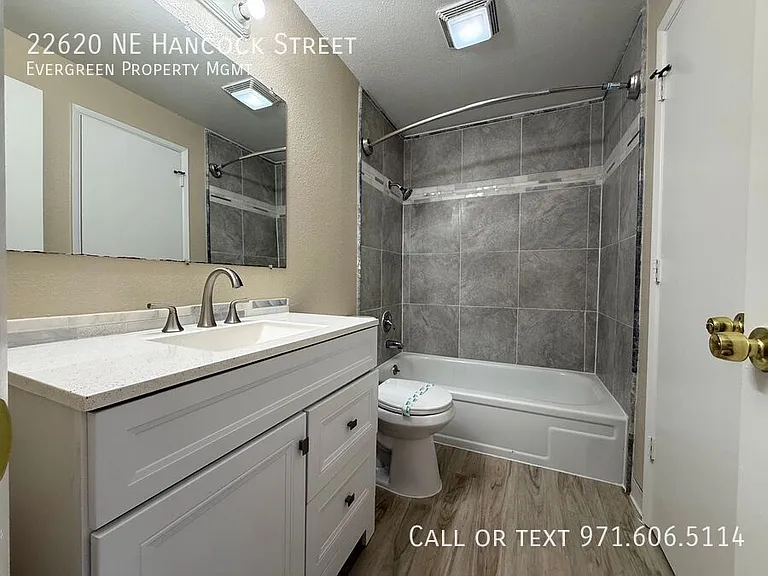 22620 NE Hancock St — Photo 19
