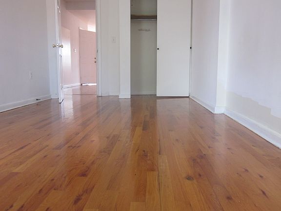 3rd image of 31 Beech St #1