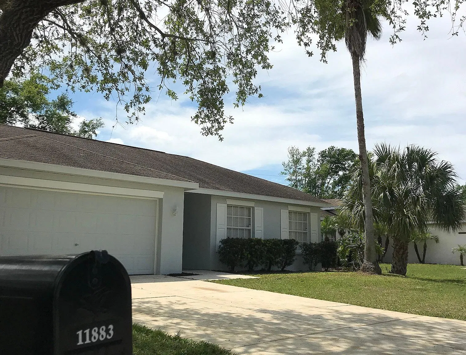 3 bed, 1062 sqft, $2,000 — Photo 1