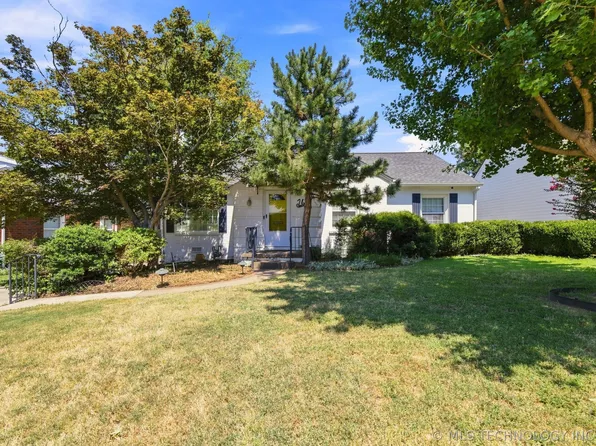 2611 E 18th St, Tulsa, OK 74104