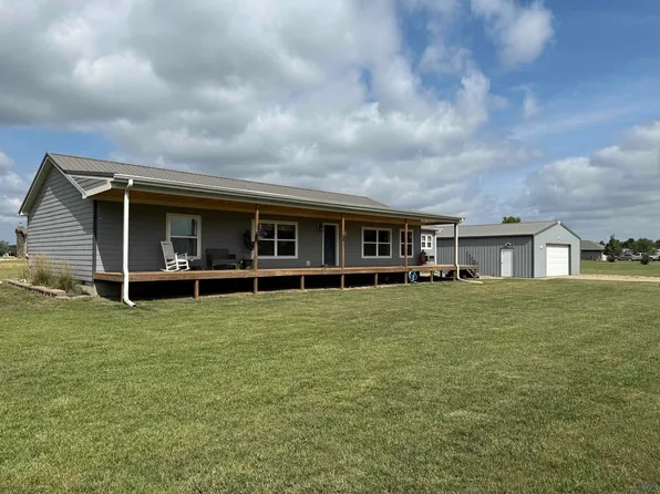 32103 Saginaw Ave, Vermillion, SD 57069