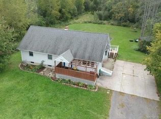 8414 Dale Rd, Gasport, NY 14067