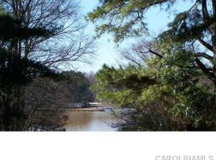 383 Riverwood Rd, Mooresville, NC 28117
