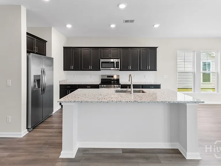 116 Peabody St — Photo 10