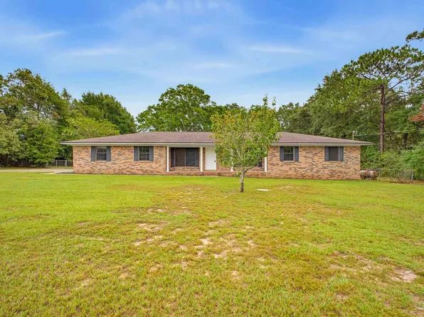 5560 Twin Creek Cir, Pace, FL 32571