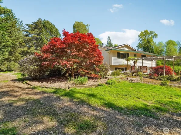 23113 23rd Drive NE, Arlington, WA 98223