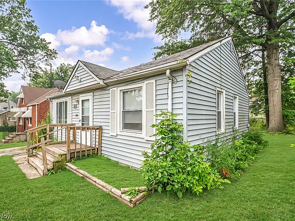3rd image of 4356 E 141st St