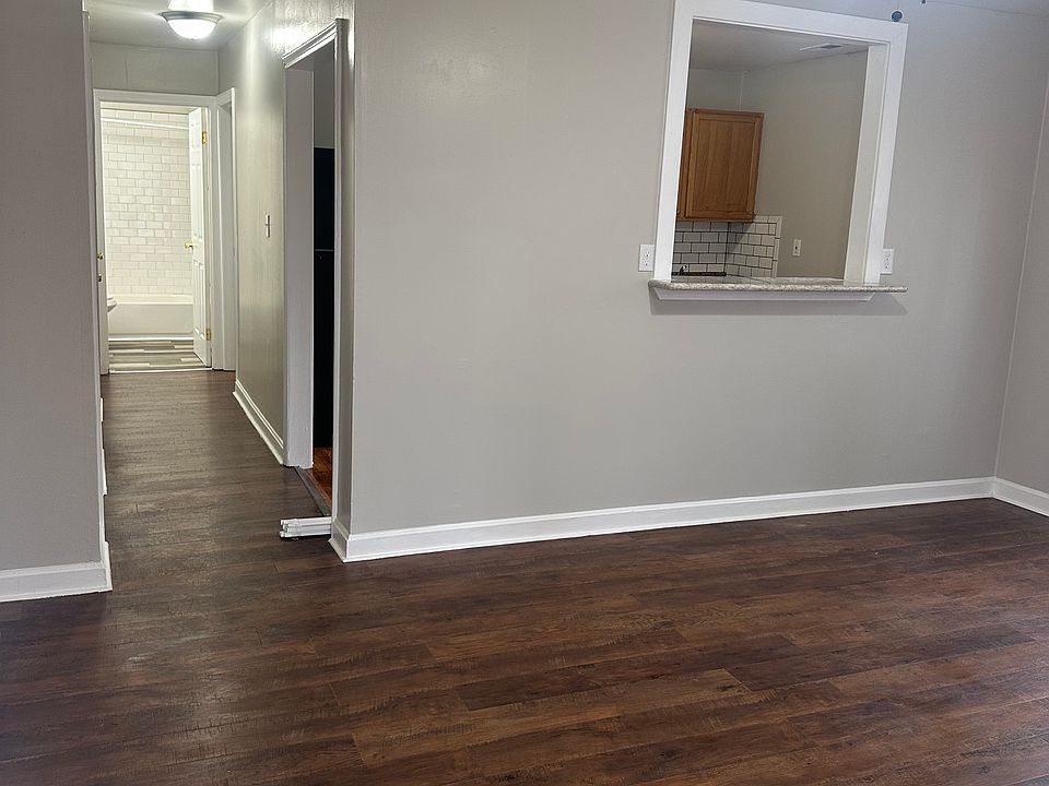 1st image of 2125 Sycamore Ave #2