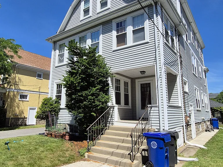 15 White St #1 — Photo 16