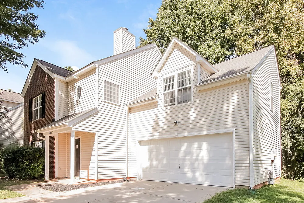 4 bed, 2.5 bath, 1744 sqft, $1,935 — Photo 4