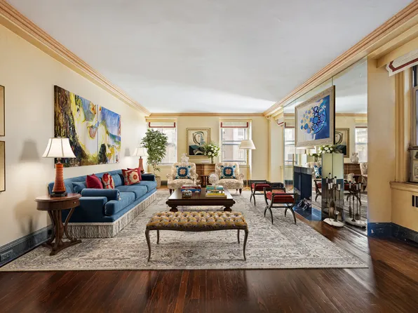 1001 Park Avenue image 1 of 10