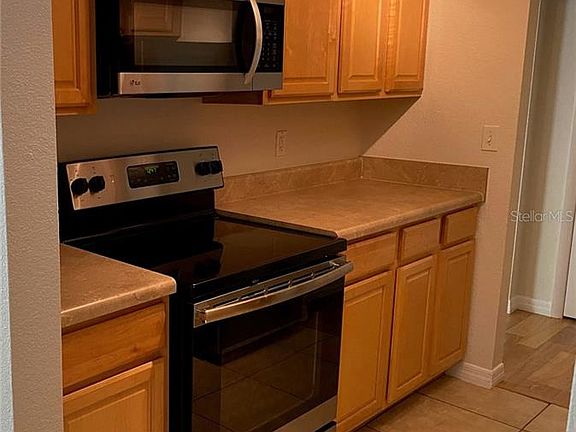 3rd image of 203 Lewfield Cir #203