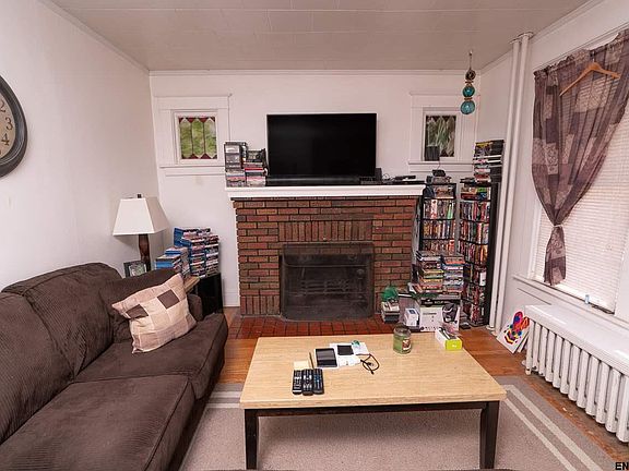 4th image of 118 Eileen St