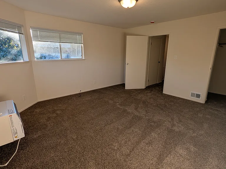 2555-65 Ryan Rd #A-B — Photo 12