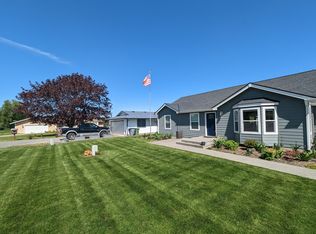 260 Elizabeth Ln, Sequim, WA 98382