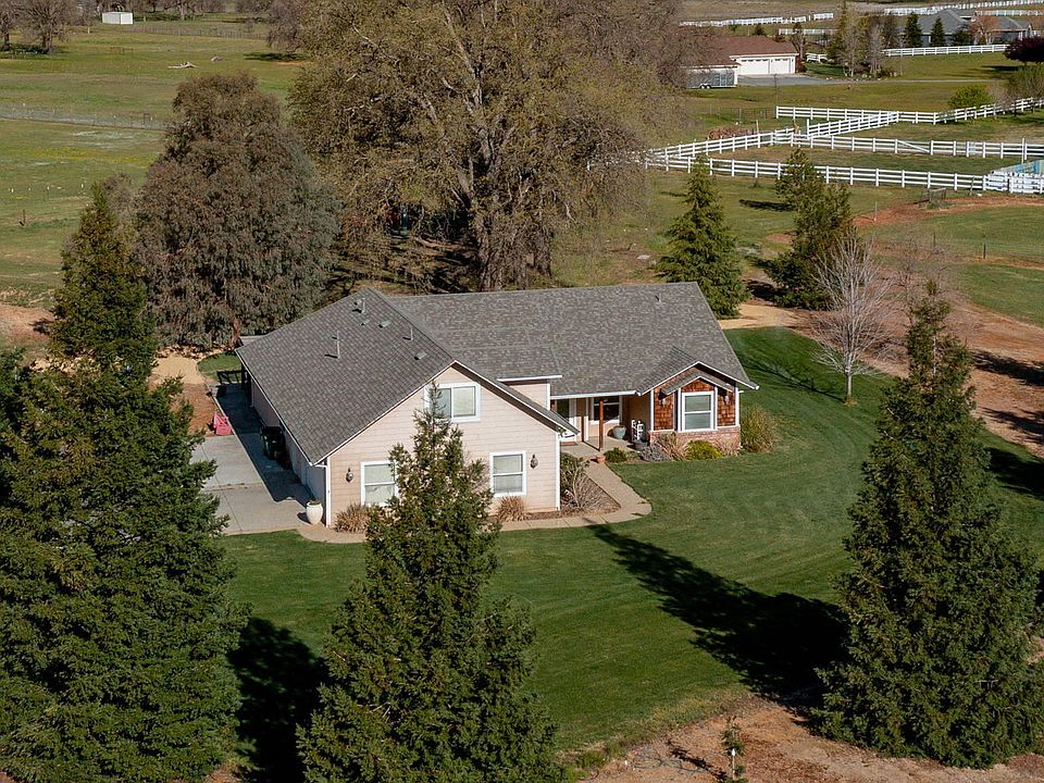 1st image of 21920 Cadrona Ct
