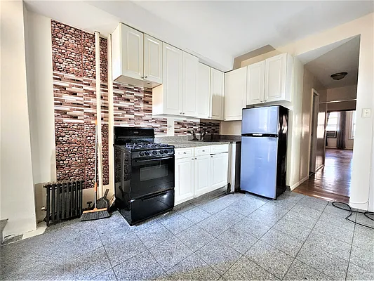 Rented by Ideal Properties Group | media 5