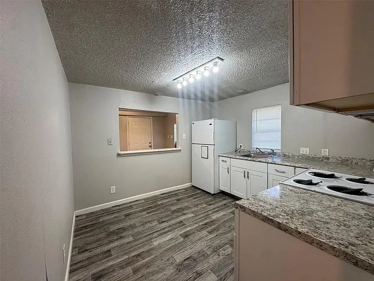 5007 Heflin Ln — Photo 7