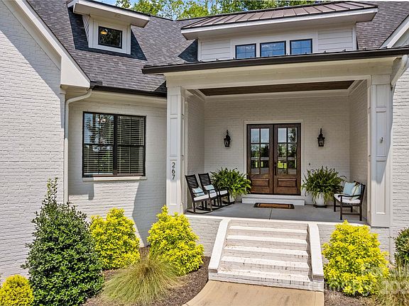 2nd image of 267 Tennessee Cir