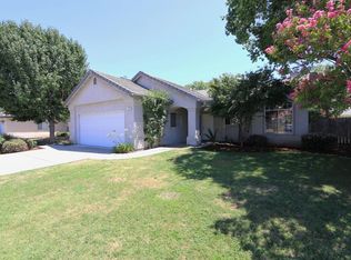 2724 Celeste Ave, Clovis, CA 93611
