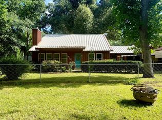 250 Maplewood St, Hemphill, TX 75948