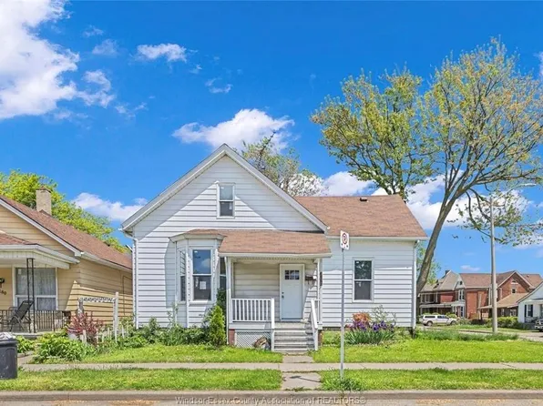 294 Louis Ave, Windsor, ON N9A 1W2