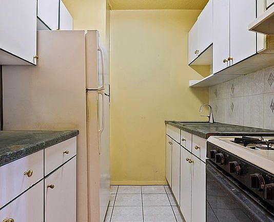 5th image of 3960 54th St APT 10O