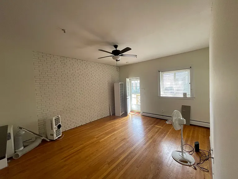 260 Dwight St #F — Photo 31