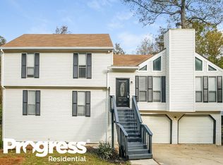 2363 Tapanzee Ln, Lawrenceville, GA 30044