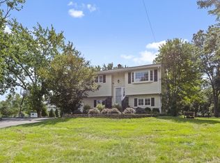 3 Laurel Dr, Hillsborough, NJ