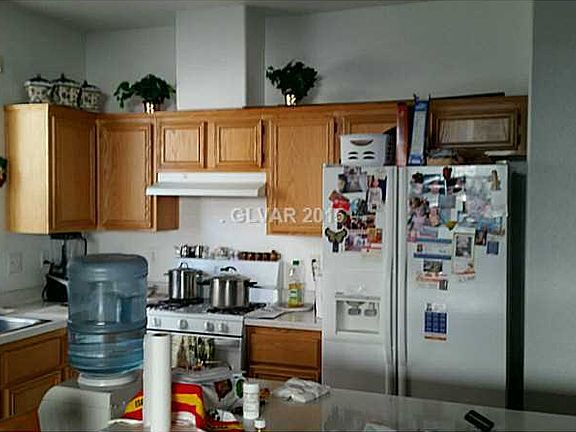 5th image of 3740 Solandra St