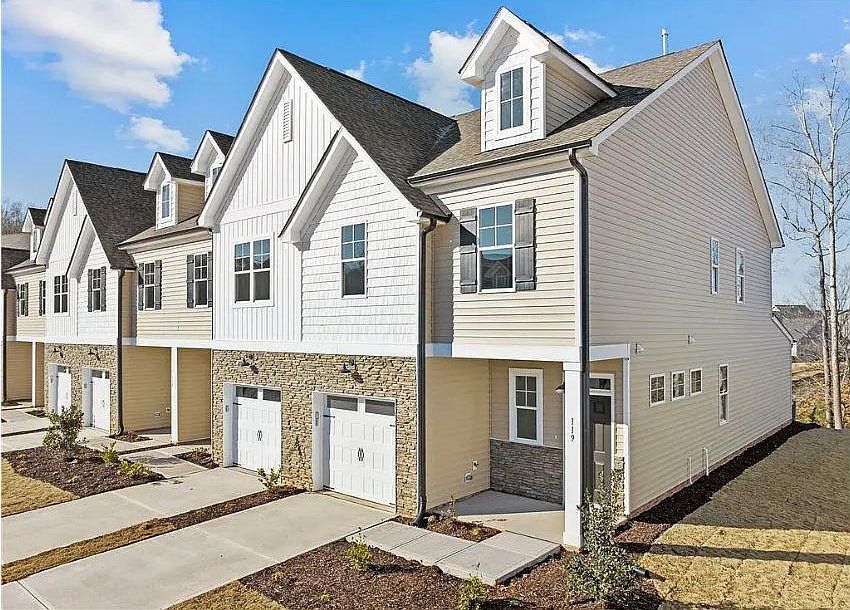 1st image of 119 McDowell Ln